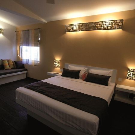 Hotel The 252 Phnom Penh Habitación foto
