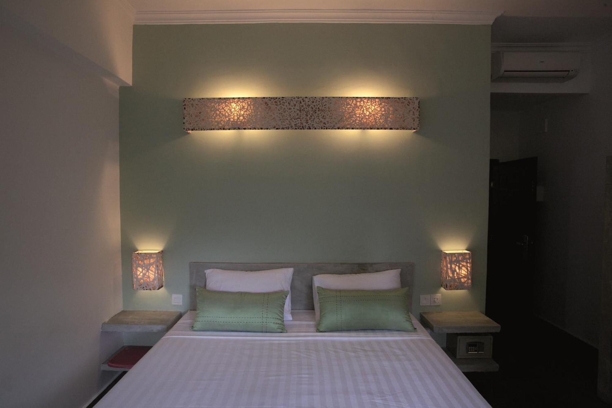 Hotel The 252 Phnom Penh Habitación foto