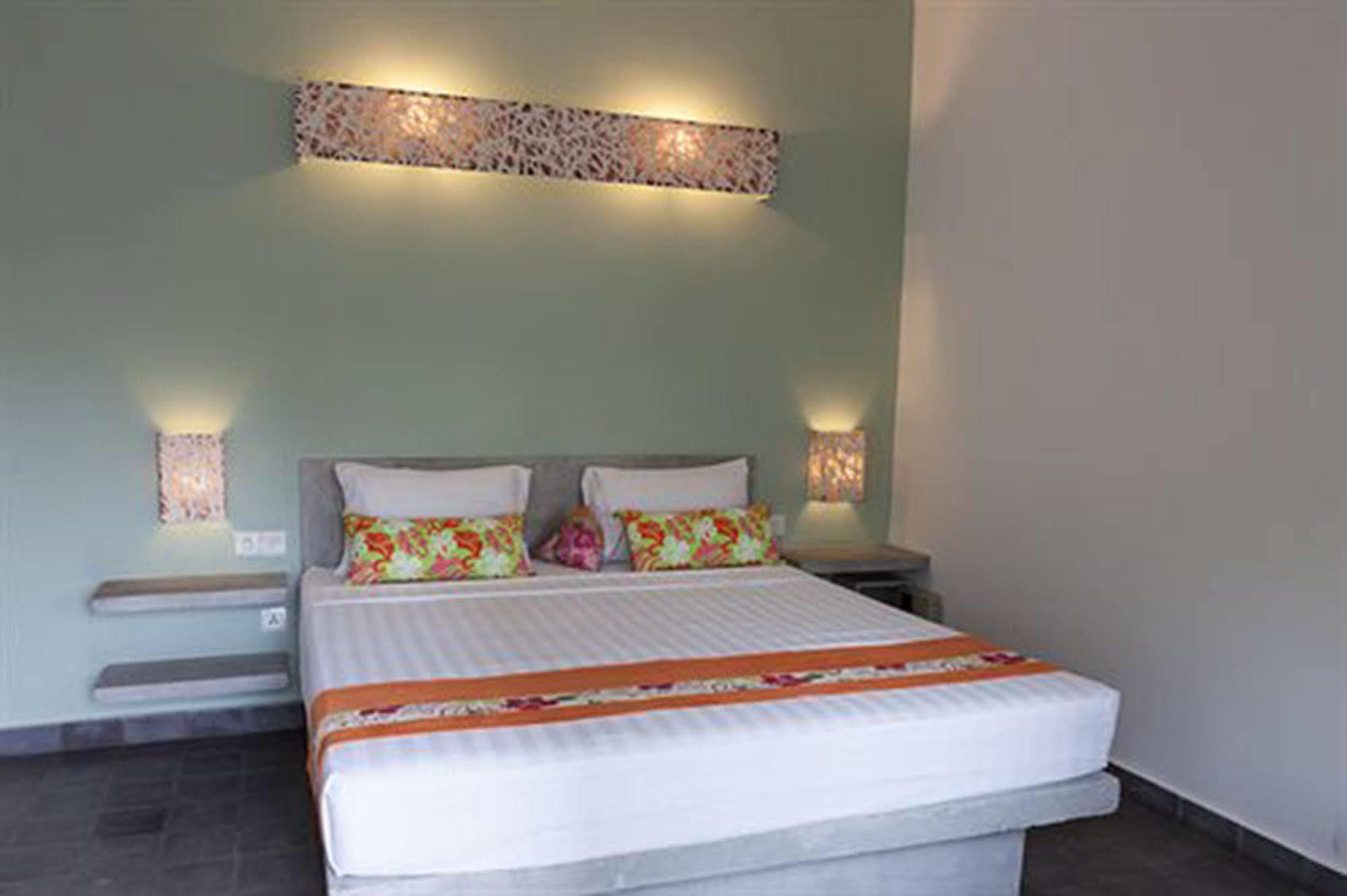 Hotel The 252 Phnom Penh Exterior foto